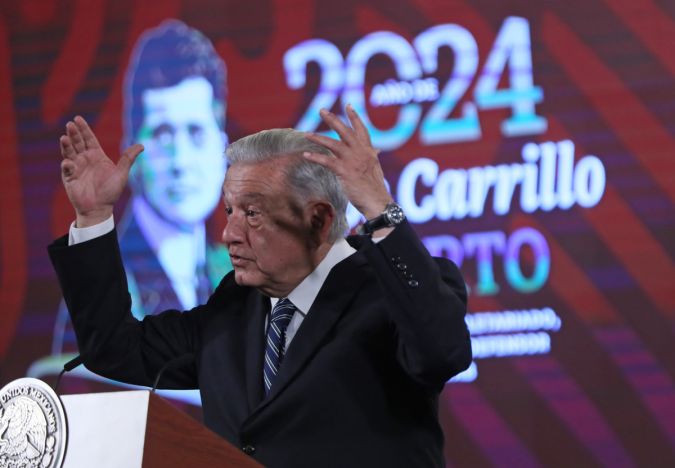 AMLO reitera que México no aceptará a deportados por la ley SB4 "draconiana" de Texas