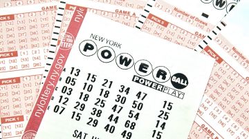 Boletos de lotería de Powerball en Nueva York.