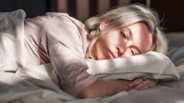 Cómo están vinculados los trastornos del sueño y suicidio