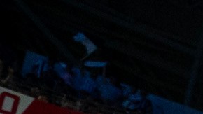 AME6477. MONTERREY (MÉXICO), 10/04/2024.- Hinchas de Rayados animan en un partido de los cuartos de final de la Copa Campeones de la Concacaf entre Rayados de Monterrey e Inter Miami este miércoles, en el estadio BBVA en Monterrey (México). EFE/ Miguel Sierra