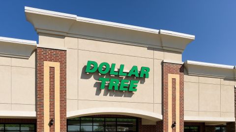 Vista exterior de la tienda Dollar Tree en Grovetown, Georgia.