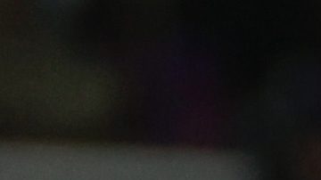 BARCELONA, 16/04/2024.- El técnico del FC Barcelona, Xavi Hernández, protesta a uno de los asistentes durante el encuentro correspondiente a la vuelta de los cuartos de final de la Liga de Campeones que FC Barcelona y PSG disputan hoy martes en el Olímpico Lluis Company, en Barcelona. EFE/Alberto Estevez.