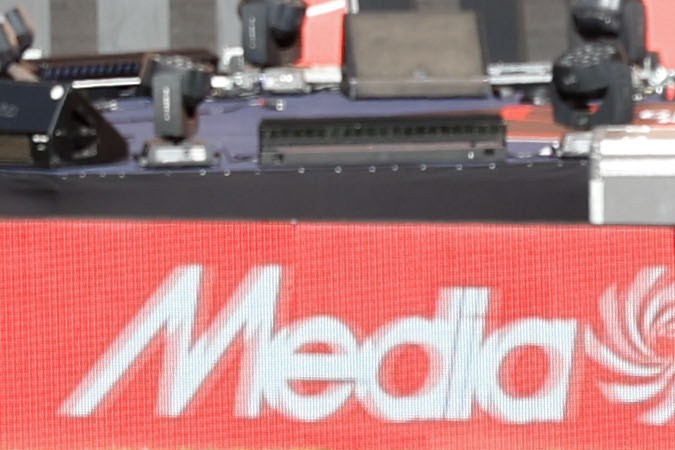 El "Vasco" Aguirre conversando con sus dirigidos durante un momento del último entrenamiento del Mallorca antes de disputar este sábado la final de la Copa del Rey.