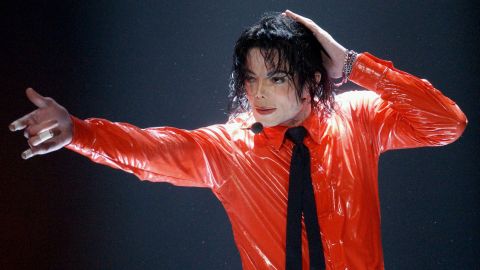 Productor de la biopic de Michael Jackson aseguró que el filme abordará las acusaciones de abuso sexual