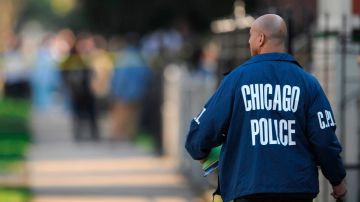 Una niña de siete años murió y otras siete personas resultaron heridas en un tiroteo en Chicago