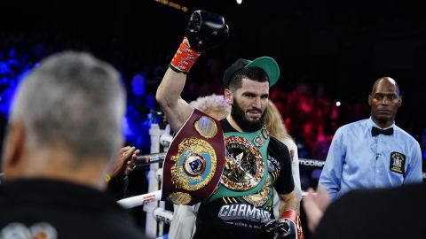 Artur Beterbiev