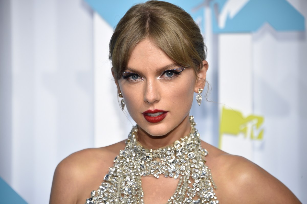 Taylor Swift alcanzó las mil millones de reproducciones en Spotify con su nuevo disco