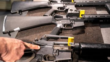 Cámara Baja de Colorado aprueba un proyecto de ley que prohibiría las armas semiautomáticas