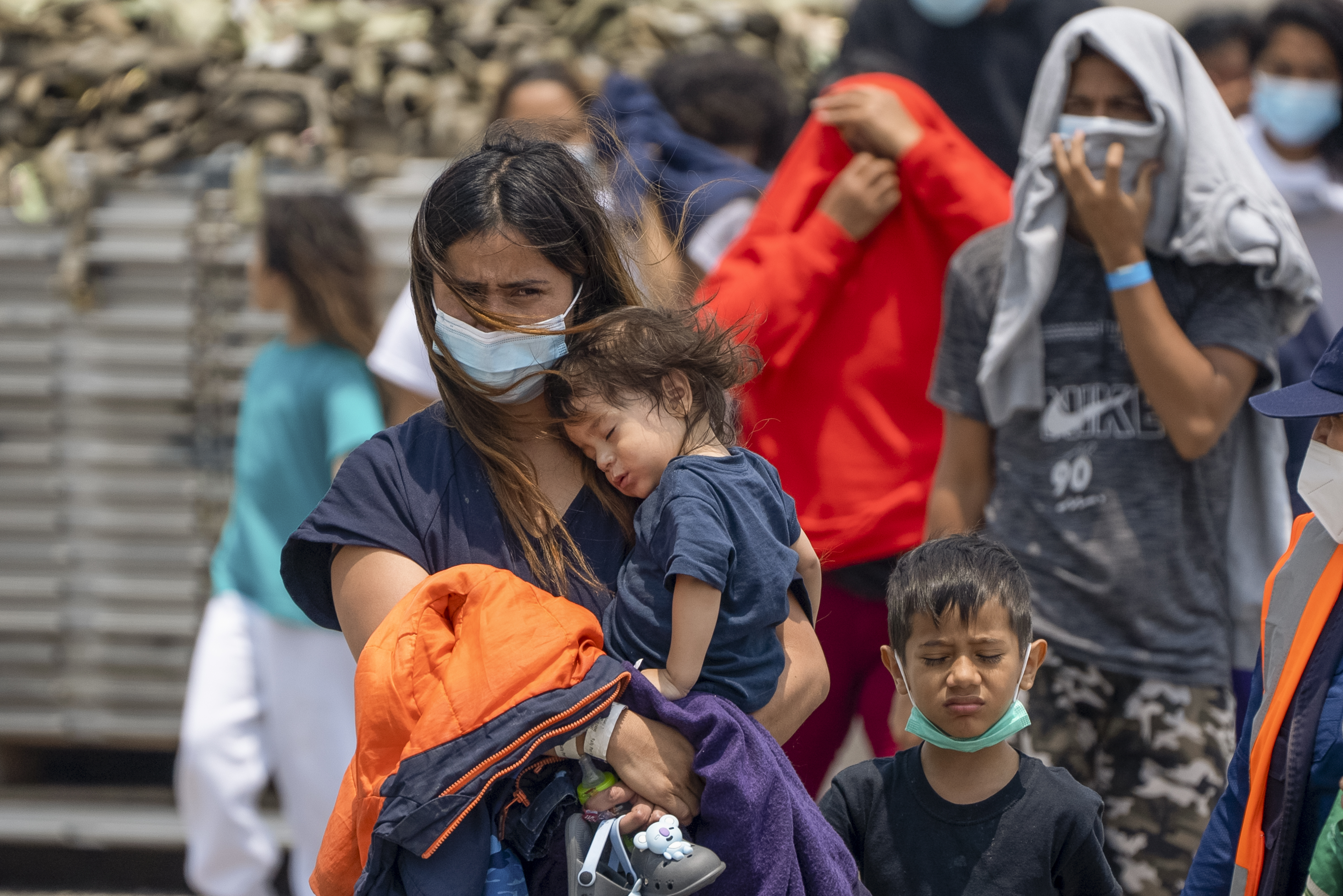 Estados Unidos se ha mantenido deportando a los inmigrantes indocumentados que llegan por la frontera con México.