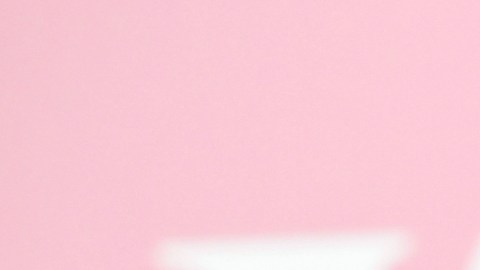 Doja Cat regañó a los padres que llevan niños a sus shows