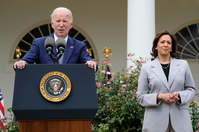 Joe Biden y Kamala Harris son los candidatos demócratas a la reelección en 2024.