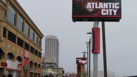 Alcalde de Atlantic City y su esposa son acusados de abusar física y emocionalmente de su hija