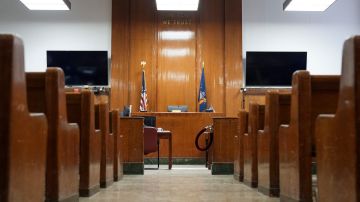 Juez publica cuestionario para el proceso de selección del jurado en el juicio por dinero secreto de Trump