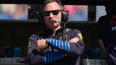 El director de la escudería Red Bull, Christian Horner, está satisfecho con el buen comienzo de temporada que está teniendo "Checo" Pérez.