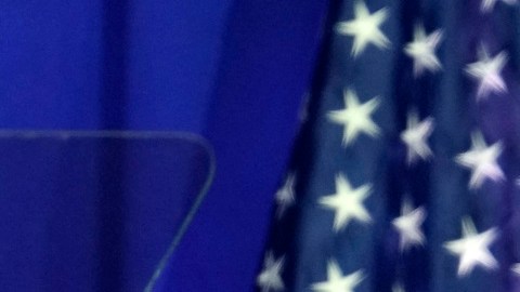 Trump lidera mitin este martes en Michigan.