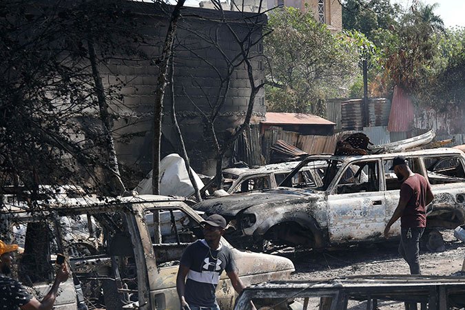 AMLO celebra el rescate de 34 mexicanos que no podían salir de Haití