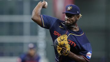Houston Astros starting pitcher Ronel Blanco delivers during the first inning of a baseball game against the Toronto Blue Jays, Monday, April 1, 2024, in Houston. (AP Photo/Kevin M. Cox)