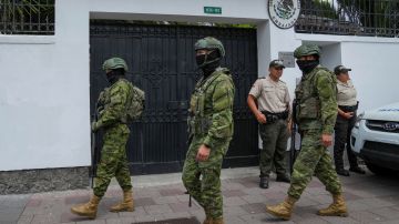 Gobierno de México acusa espionaje de Ecuador en su embajada de Quito; alista denuncia penal
