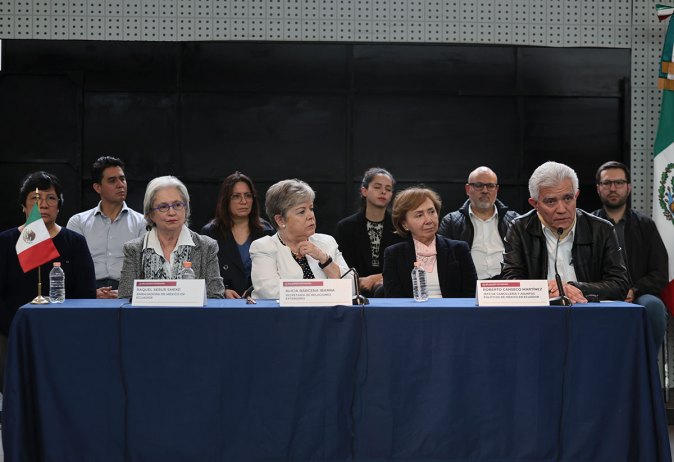 Alicia Bárcena reitera enérgica condena por la irrupción a la embajada mexicana en Ecuador tras el regreso de diplomáticos a México