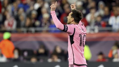 Lionel Messi celebra uno de sus tantos contra New England Revolution.