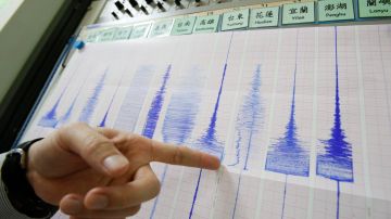 Terremoto de magnitud 7.4 sacude Taiwán; generan alerta por tsunami