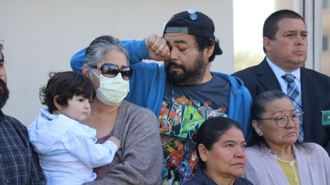 María Ramírez y sus hijos aun siguen con la pena y la tristeza por el asesinato de su esposo Héctor Ascencio.