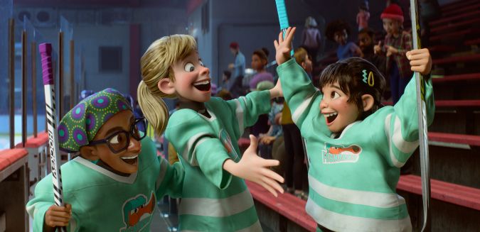 Riley (centro) seguirá jugando hockey con sus amigas en "Inside Out 2", pero entrará en un nuevo equipo de más nivel y jugadoras con más experiencia.