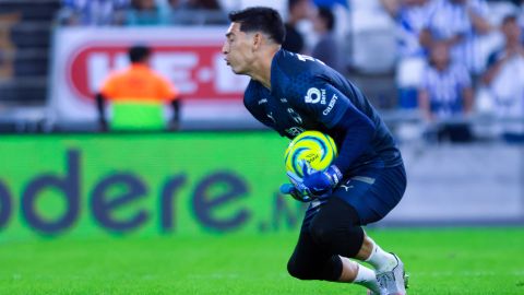 El guardameta argentino Esteban Andrada habló a su llegada a Miami con la delegación de los Rayados de Monterrey.