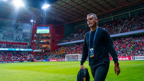 Héctor "Pity" Altamirano, DT del Herediano de Costa Rica.