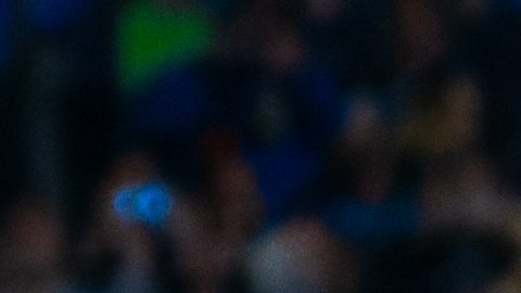 Henry Martín celebra su gol número 100.