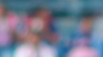 Luis Roberto Alves "Zague".