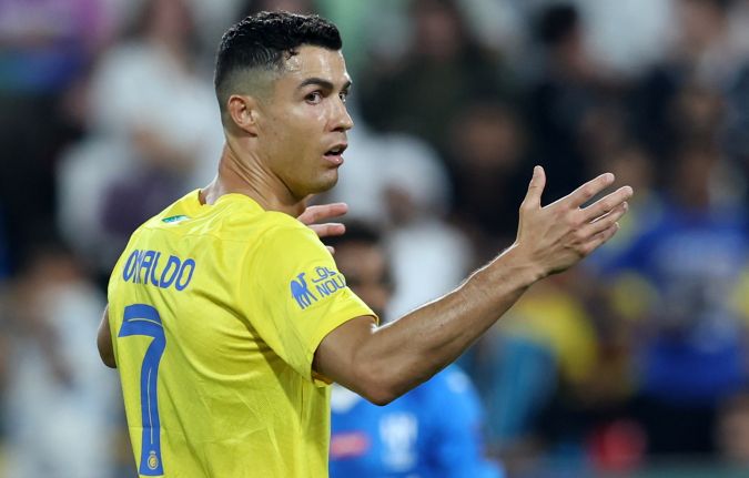 El astro portugués Cristiano Ronaldo anotó un gol pero fue anulado por una posición adelantada de un compañero del Al-Nassr.