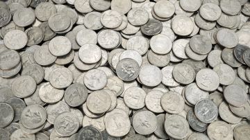Monedas de 25 centavos de EE.UU.