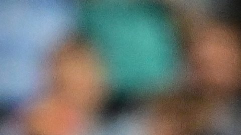 AME7473. KANSAS CITY (ESTADOS UNIDOS), 13/04/2024.- El centrocampista del Inter Miami Lionel Messi (10) alinea un penalti durante un partido de la MLS (Major League Soccer) entre Inter Miami y Sporting KC este sábado, en el estadio Arrowhead en Kansas City (EE.UU.). Inter Miami venció 3-2. EFE/ Tim Vizer