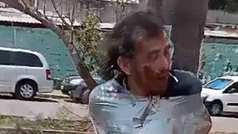 ladrón sometido en México