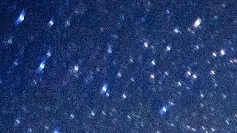 Las Líridas adornan los cielos nocturnos de abril con sus majestuosos destellos.