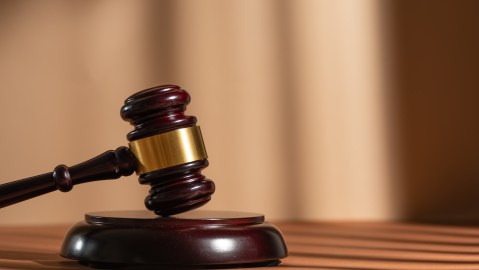 Condenan a 30 años de prisión a hombre que explotó sexualmente a una joven en Maine