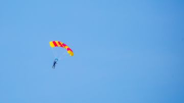 Muere paracaidista en trágico accidente en un aeropuerto recreativo en el centro de Florida