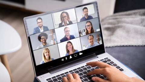 Reunión por videoconferencia. Trabajo remoto.