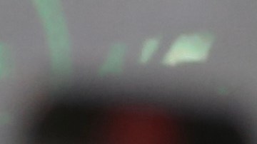 Feid le dedica canción a Karol G en pleno concierto y la emociona hasta las lágrimas