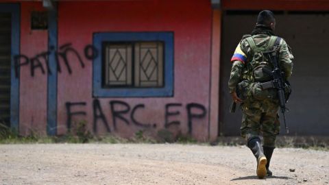 Cuánto poder tiene en Colombia el Estado Mayor Central, la disidencia de las FARC a la que Petro declaró una "ofensiva total"