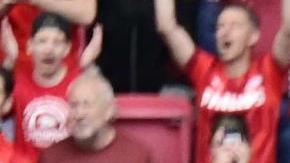 Los jugadores del PSV Eindhoven celebrando la conquista de la Eredivisie este domingo tras su victoria ante el Sparta Rotterdam por 4-2.