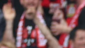 Leverkusen (Germany), 18/05/2024.- Leverkusen's Victor Boniface celebrates with teammates after scoring the 1-0 goal during the German Bundesliga soccer match of Bayer 04 Leverkusen against FC Augsburg, in Leverkusen, Germany, 18 May 2024. (Alemania) EFE/EPA/CHRISTOPHER NEUNDORF CONDITIONS - ATTENTION: The DFL regulations prohibit any use of photographs as image sequences and/or quasi-video.
