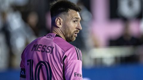 Fort Lauderdale (Usa), 18/05/2024.- Inter Miami forward Lionel Messi reacts during the soccer match between Inter Miami CF and D.C. United at the Chase stadium in Fort Lauderdale, Florida, USA, 18 May 2024. EFE/EPA/CRISTOBAL HERRERA-ULASHKEVICH