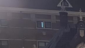 Los manifestantes construyeron varias barricadas y acamparon dentro y fuera del edificio Oudemanhuispoort de la Universidad de Amsterdam (UvA).