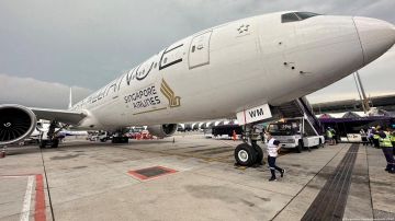 Veinte pasajeros de Singapore Airlines en terapia intensiva