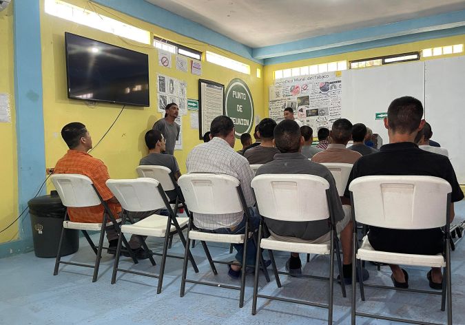 Alertan sobre adicción al fentanilo entre migrantes que llegan a la frontera de México con EE.UU.