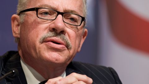 Asociación Nacional del Rifle elige al excongresista republicano Bob Barr como nuevo presidente