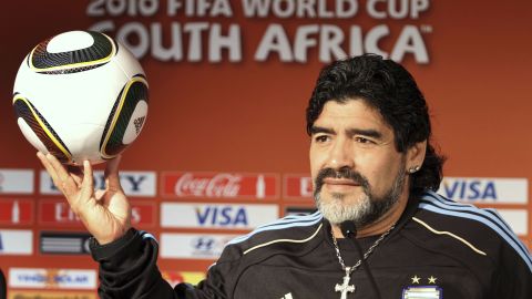 Diego Armando Maradona durante su etapa como DT de la selección de Argentina.