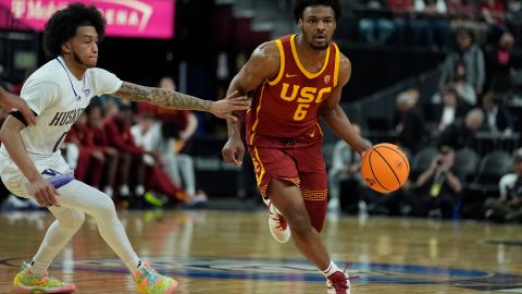 Bronny James, de la Universidad de Carolina del Sur, estará disponible en el próximo draft de la NBA.